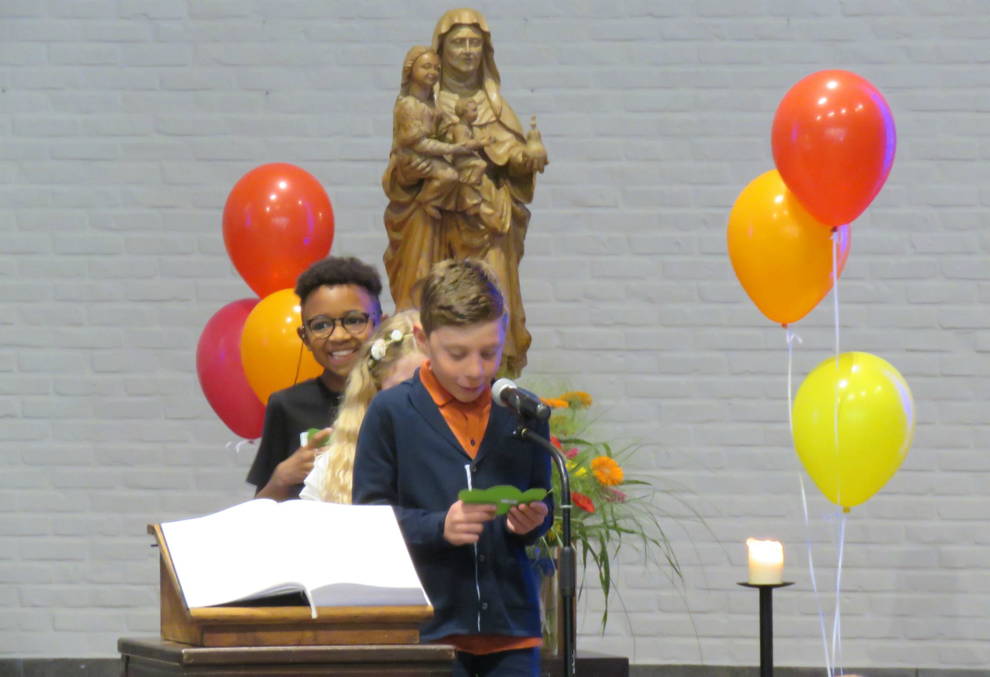Eerste communie 2021 - Sint-Anna-ten-Drieënkerk, Antwerpen Linkeroever